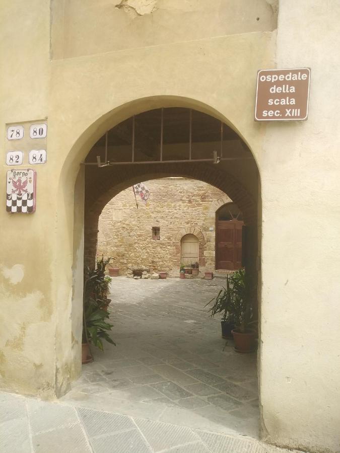 Apartamento Residenza Storica Il Pozzo San Quirico dʼOrcia Exterior foto